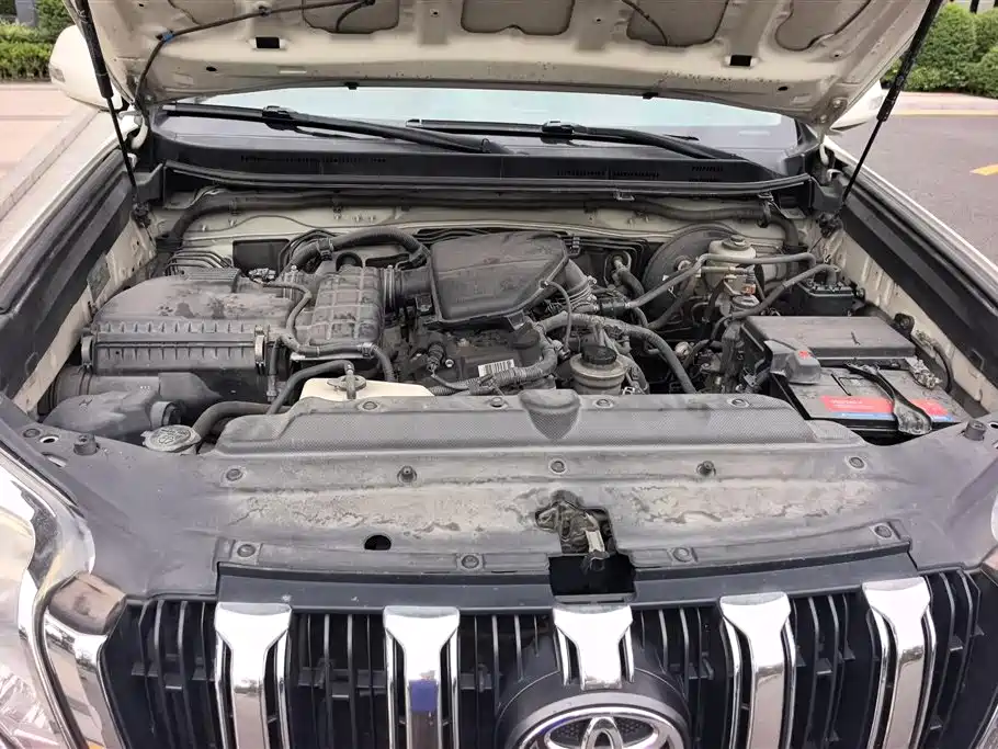 Toyota Prado 2016 — фото 10