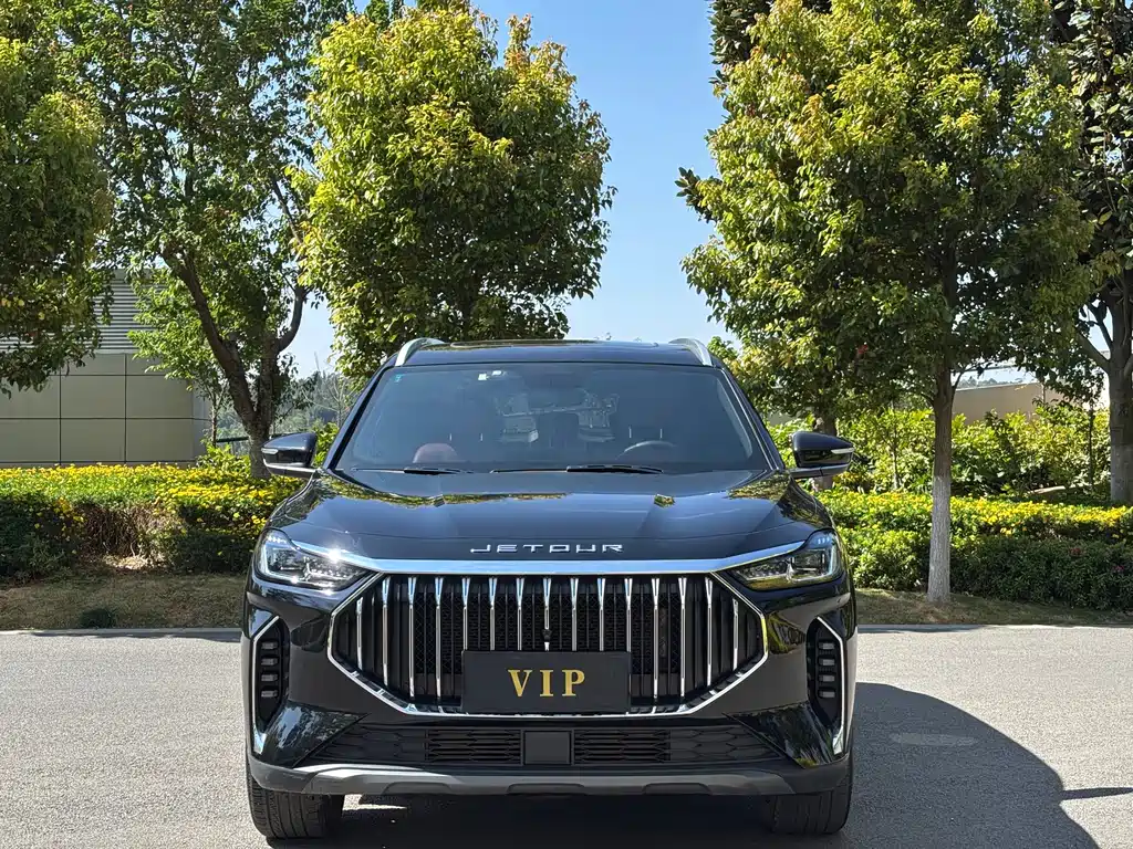 Jetour X70 PLUS 2023 — фото 2