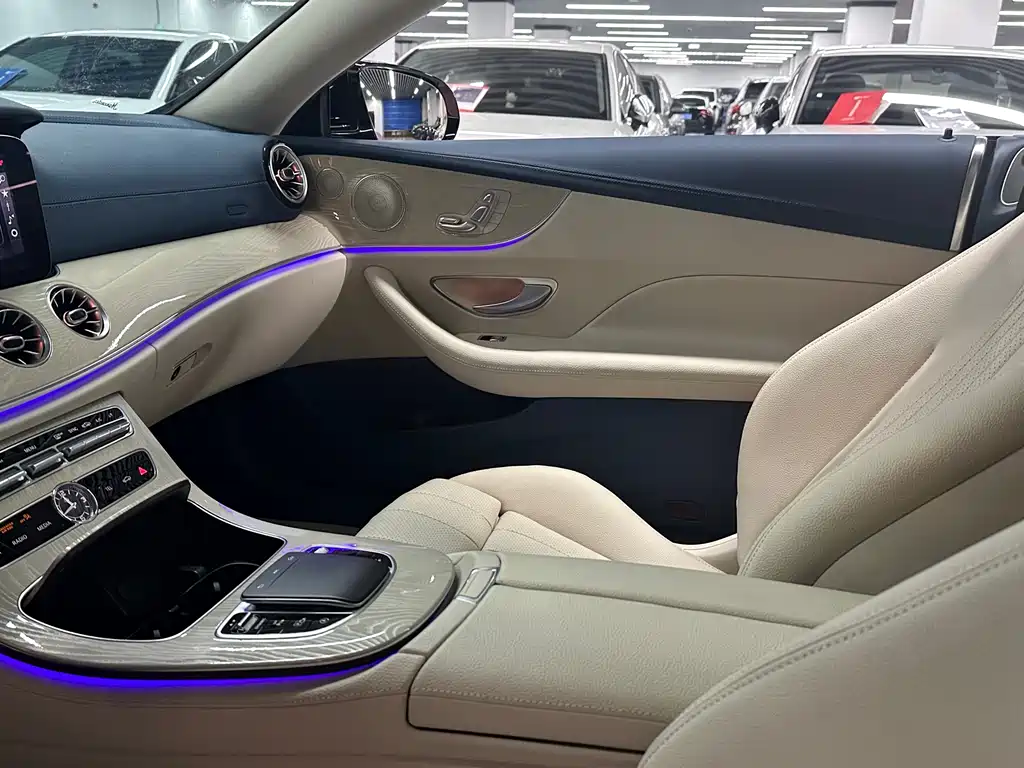 Mercedes-Benz E-Class 2020 — фото 18