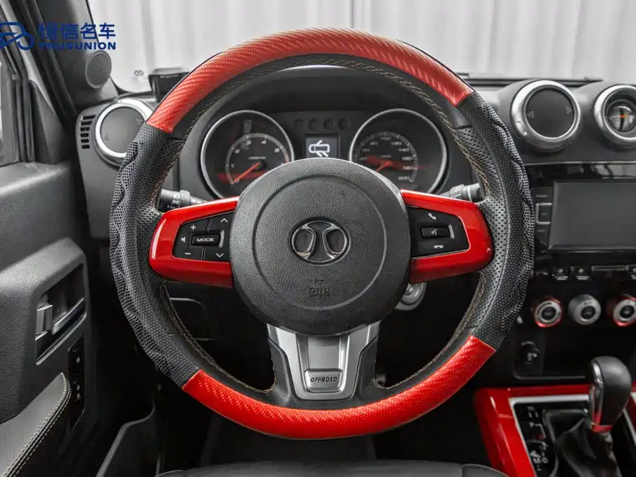 BAIC BJ40 2017 — фото 17