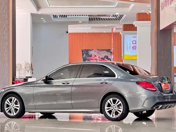 Mercedes-Benz C-Class 2017