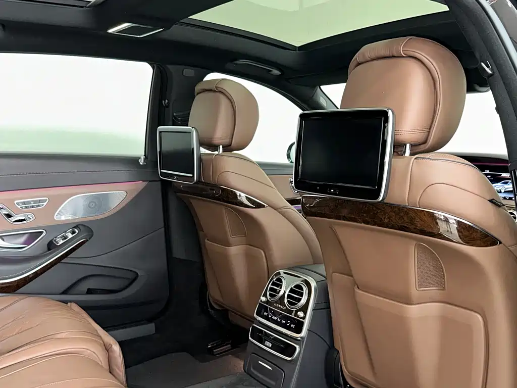 Mercedes-Benz Maybach S-Class 2017 — фото 12