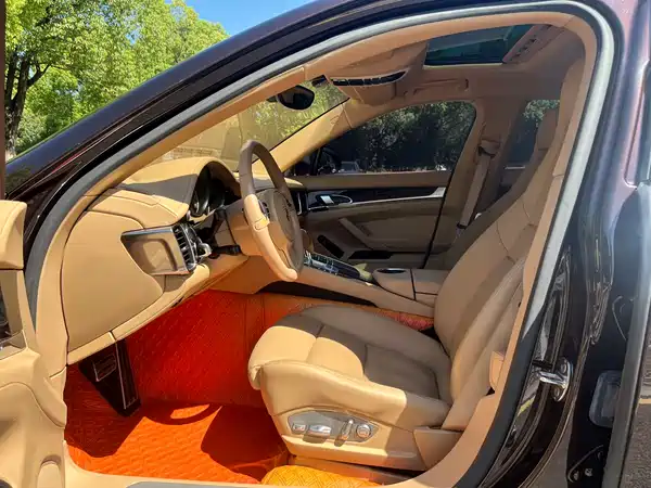 Porsche Panamera 2014