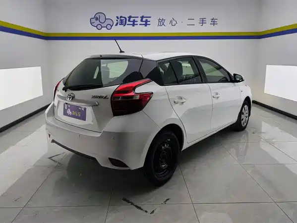 Toyota Yaris L 2016