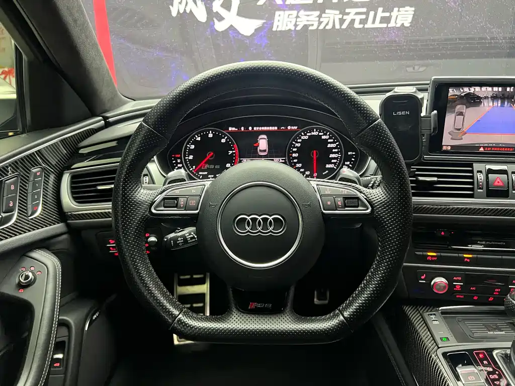 Audi RS 6 2017 — фото 20
