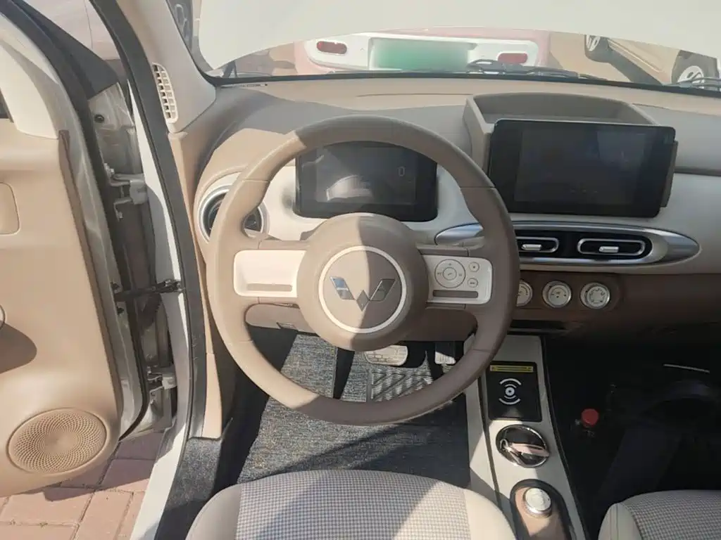 Wuling MINIEV 2025