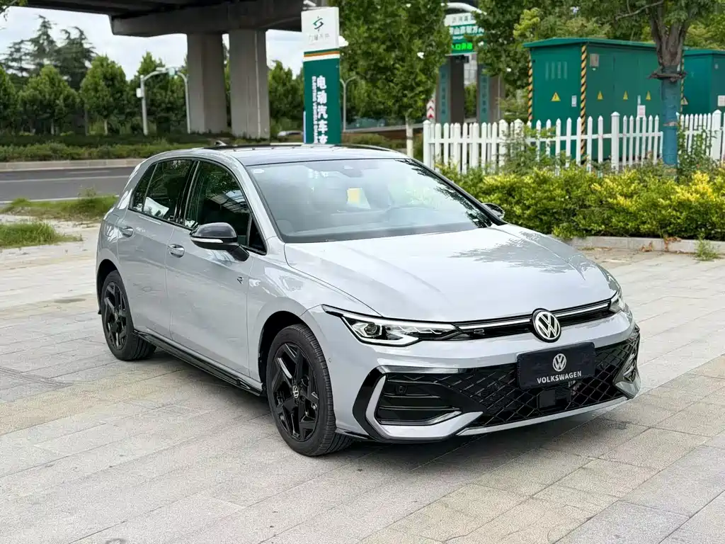Volkswagen Golf 2026