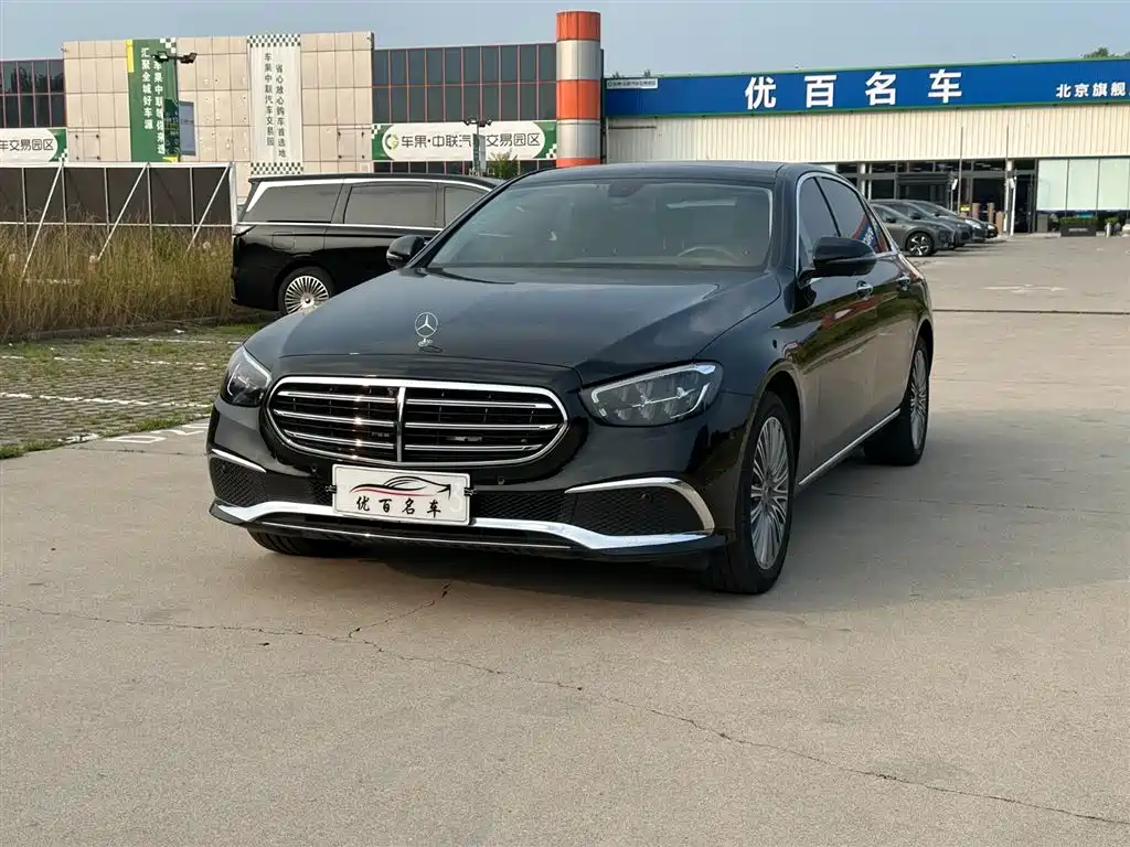 Mercedes-Benz E-Class 2023