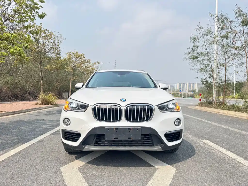 BMW X1 2018 — фото 3