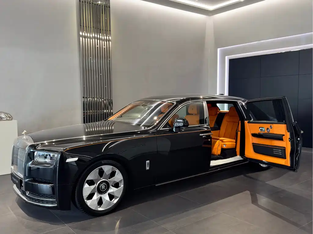 Rolls-Royce Phantom — фото 17