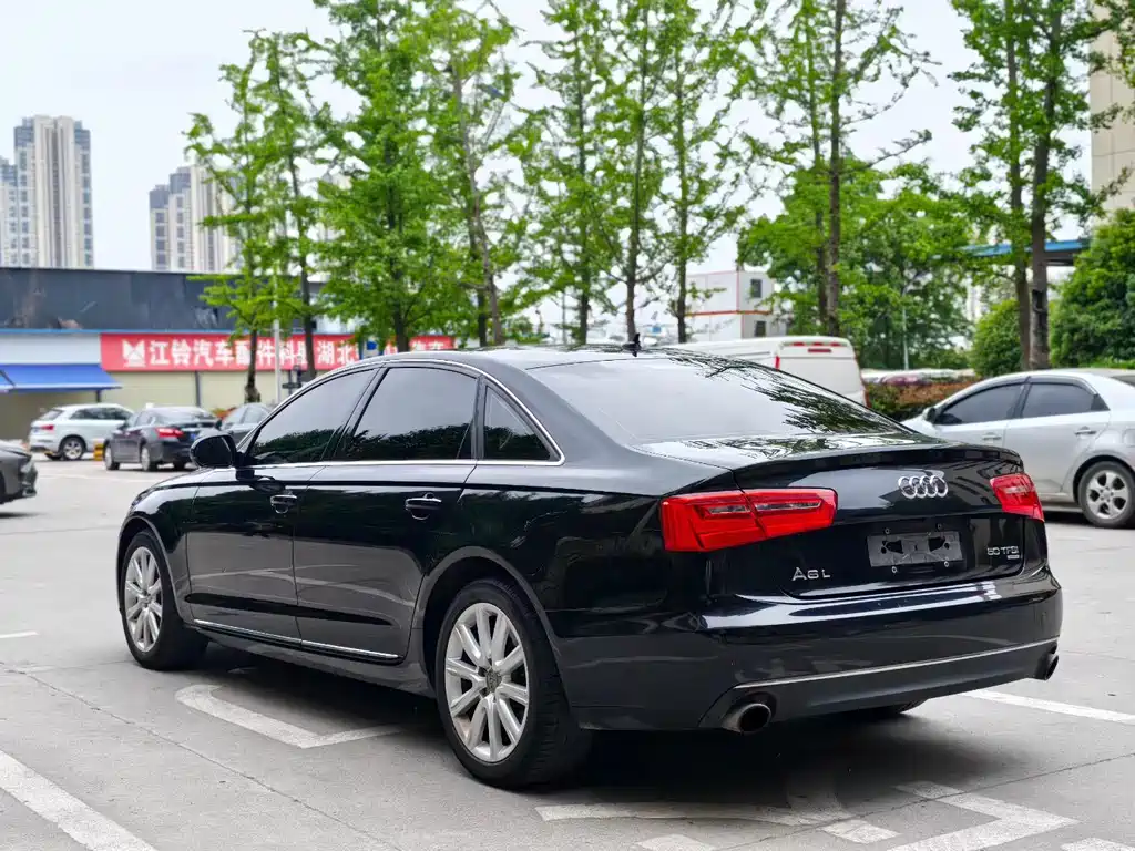 Audi A6L 2015 — фото 9
