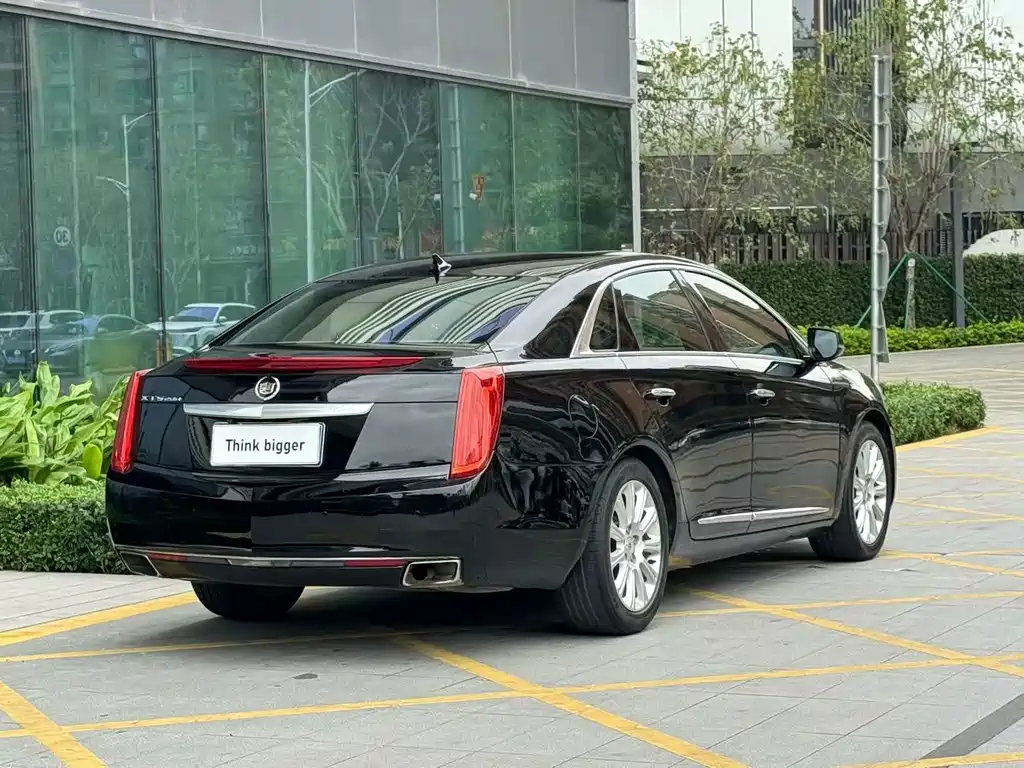 Cadillac XTS 2015 — фото 9