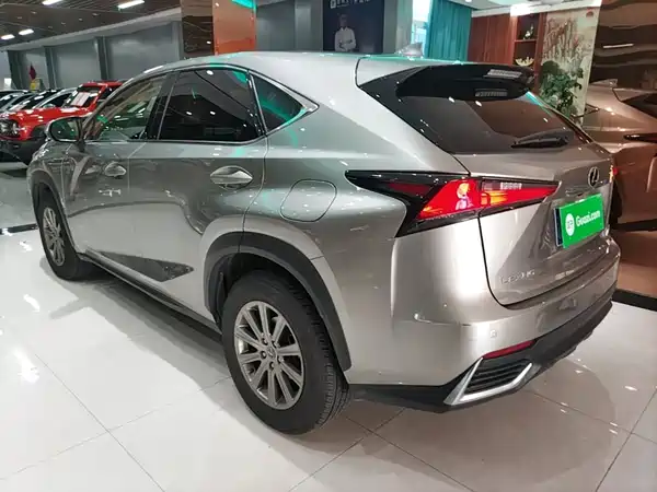 Lexus NX 2019