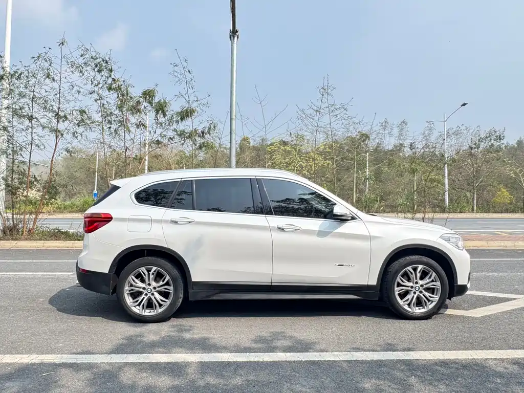 BMW X1 2018 — фото 13