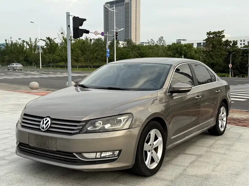 Volkswagen Passat 2013