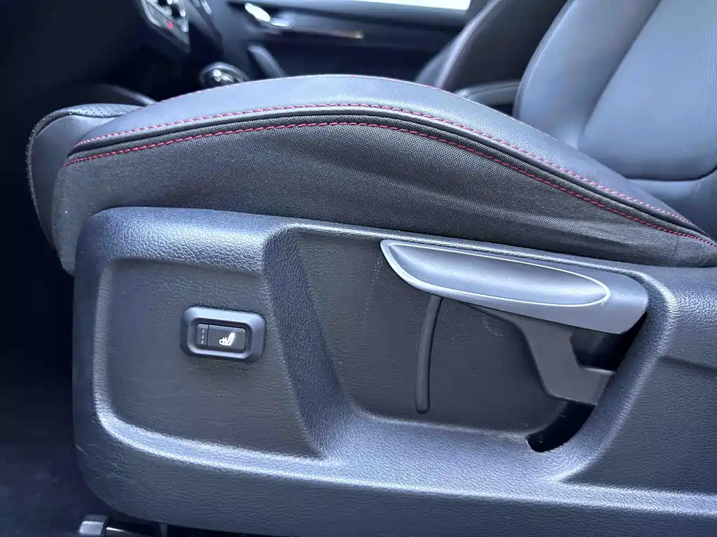 Skoda Kamiq 2023 — фото 11