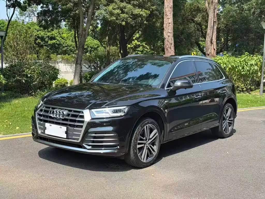Audi Q5L 2021 — фото 2