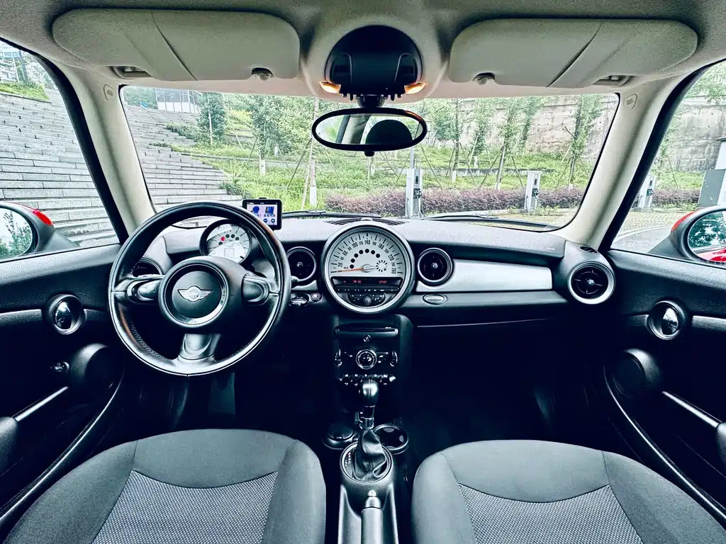 MINI Clubman 2013 — фото 12