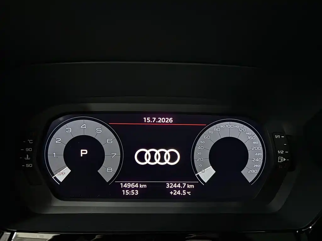 Audi A3 2023 — фото 14
