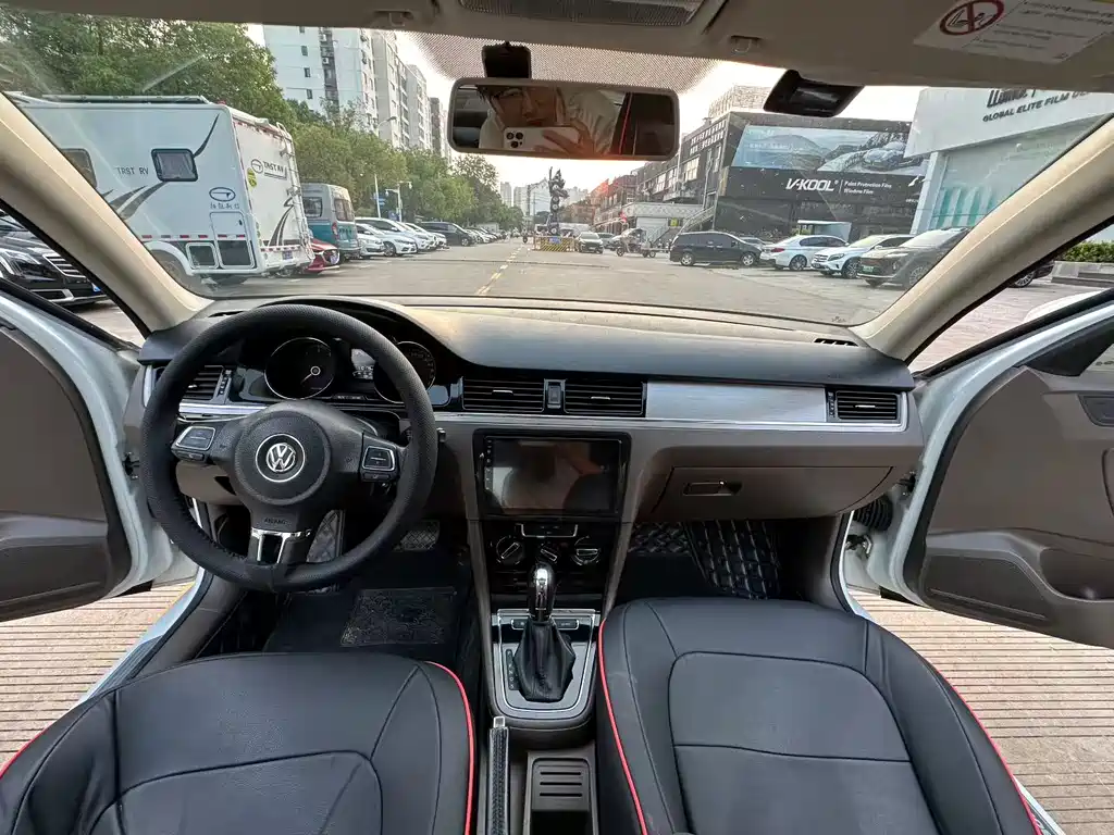Volkswagen Bora 2015