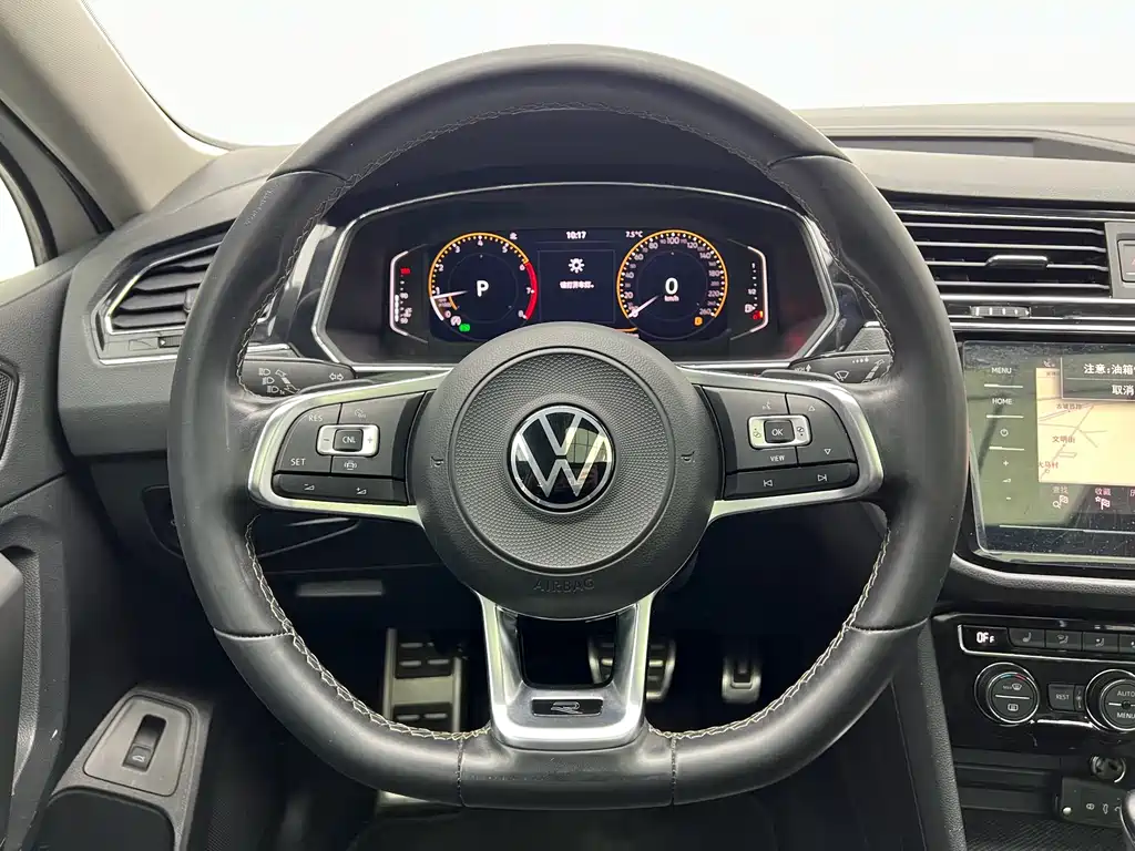 Volkswagen Tiguan L 2021 — фото 7