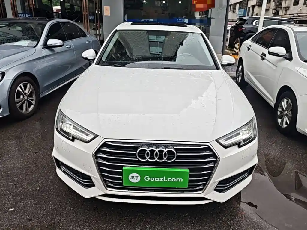 Audi A4L 2020