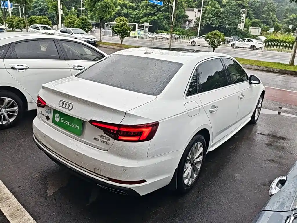 Audi A4L 2020