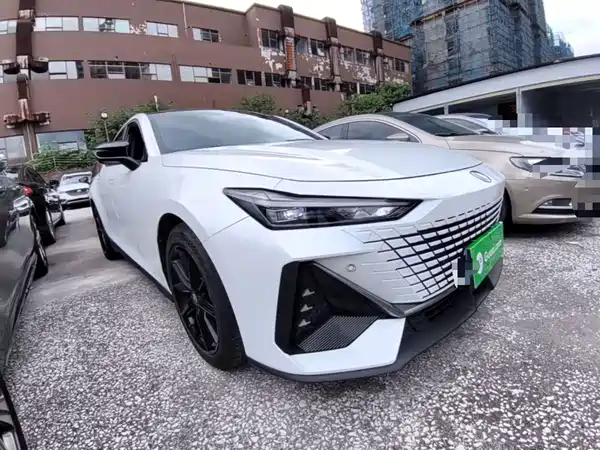 Changan UNI-V 2023