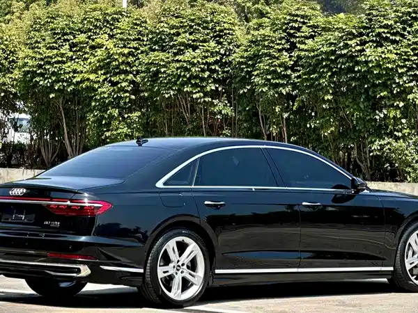 Audi A8 2023