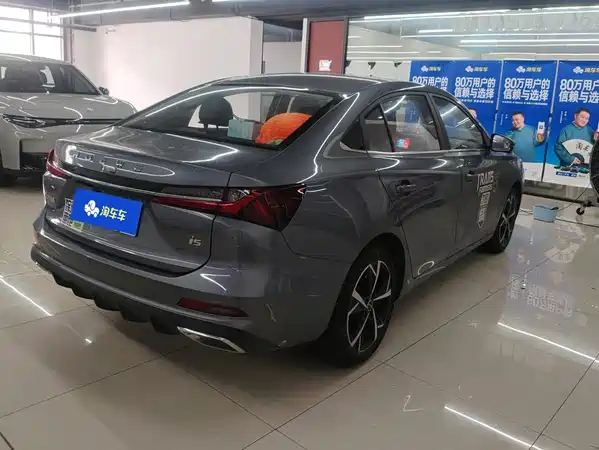 Roewe i5 2025