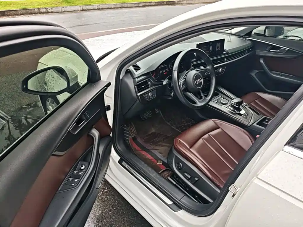 Audi A4L 2020 — фото 16