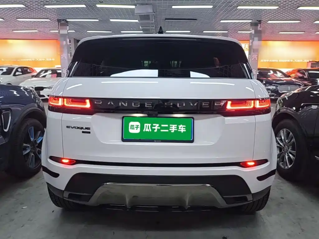 Land Rover Range Rover Evoque 2024 — фото 6