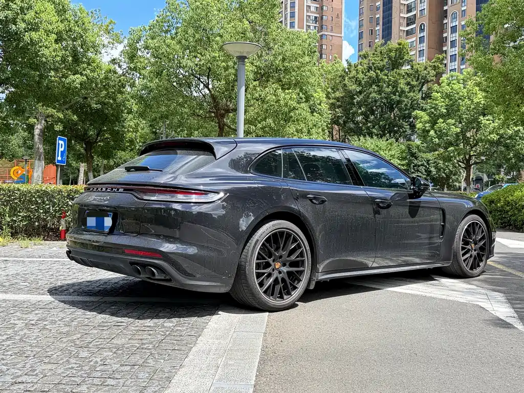 Porsche Panamera 2023 — фото 10