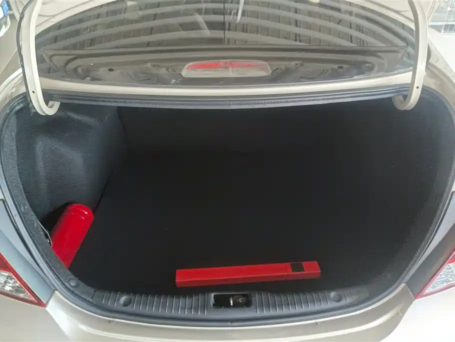 Hyundai Verna 2013