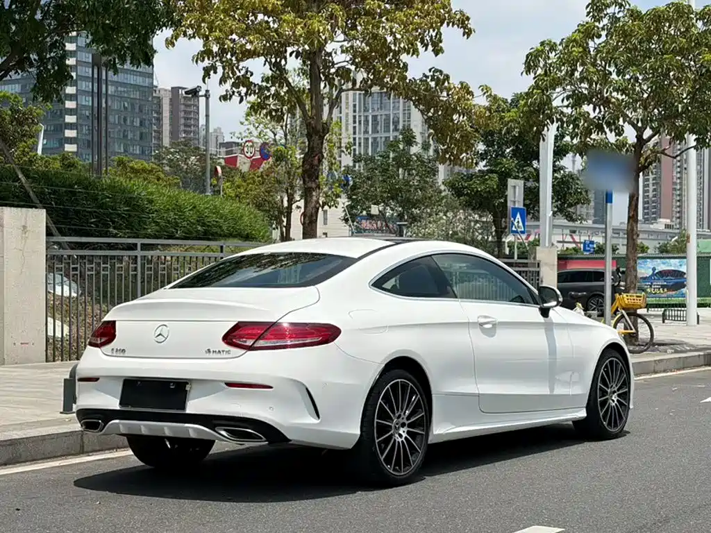 Mercedes-Benz C-Class 2018 — фото 9