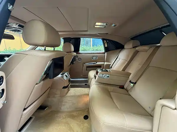 Rolls-Royce Ghost 2013