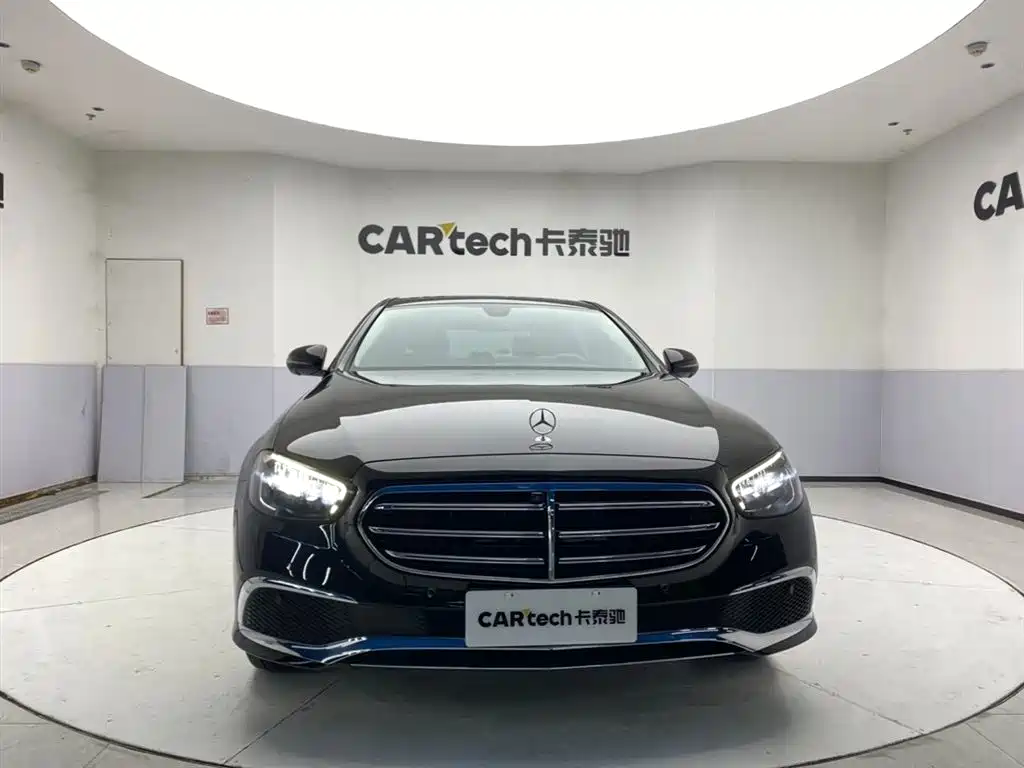 Mercedes-Benz E-Class 2023