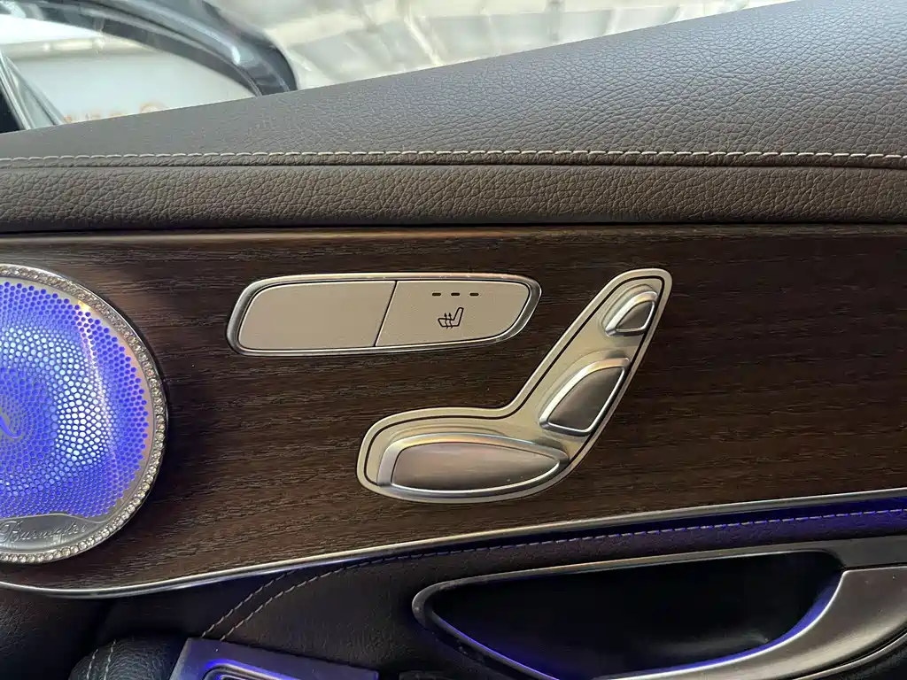 Mercedes-Benz GLC 2020 — фото 10