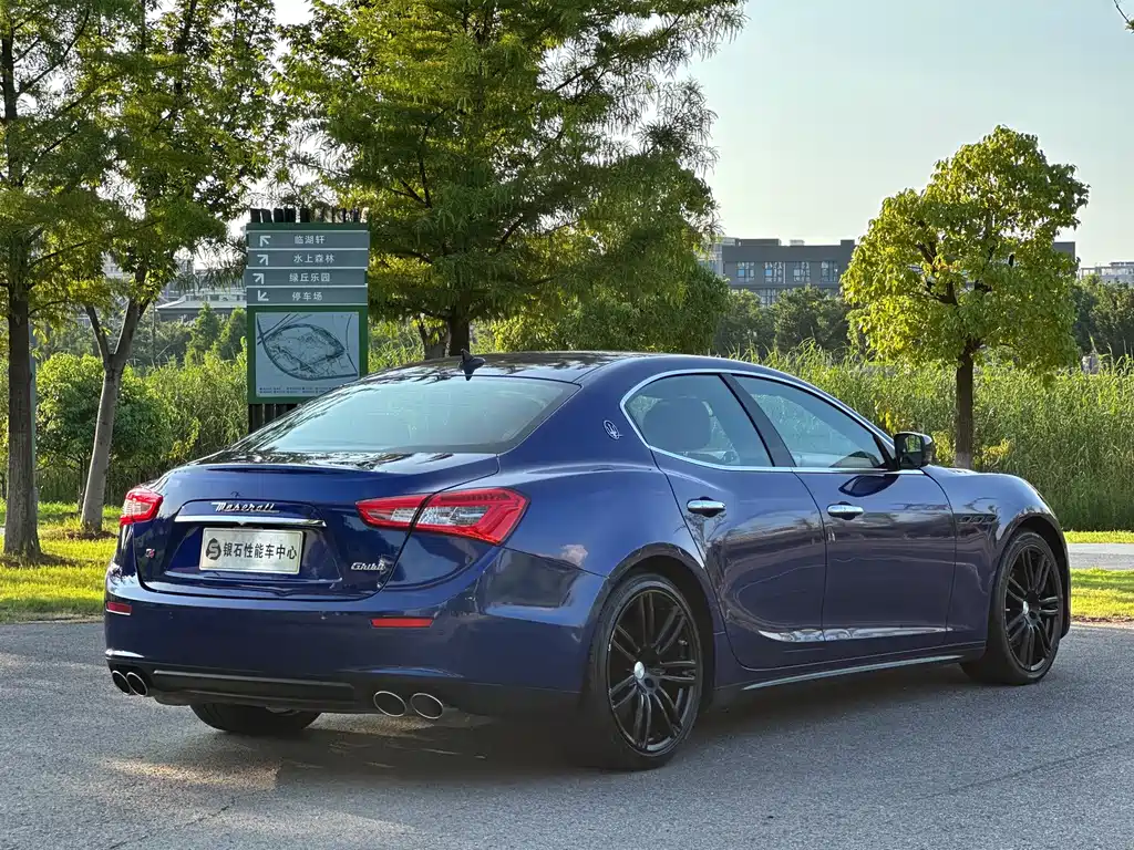 Maserati Ghibli 2014 — фото 14