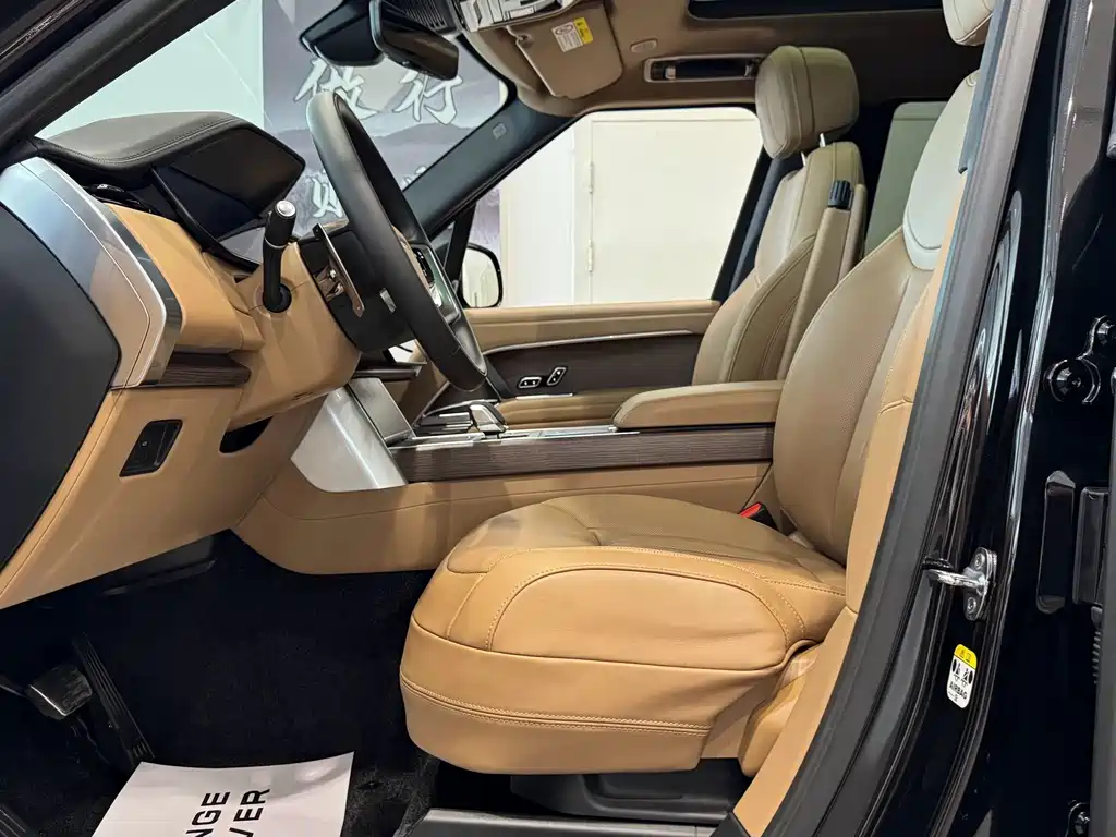 Land Rover Range Rover 2025