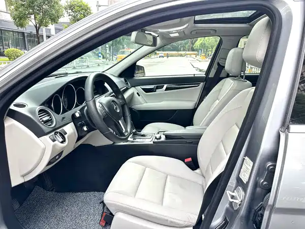 Mercedes-Benz C-Class 2013