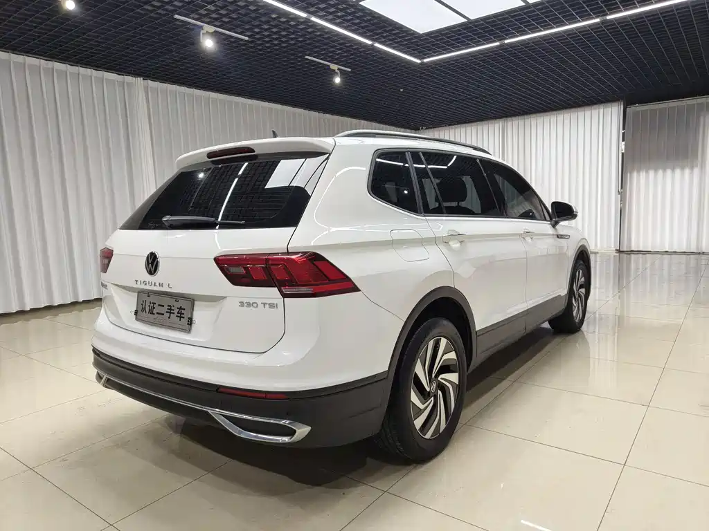 Volkswagen Tiguan L 2022