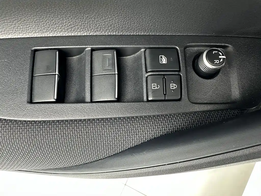 Toyota Levin 2023 — фото 12