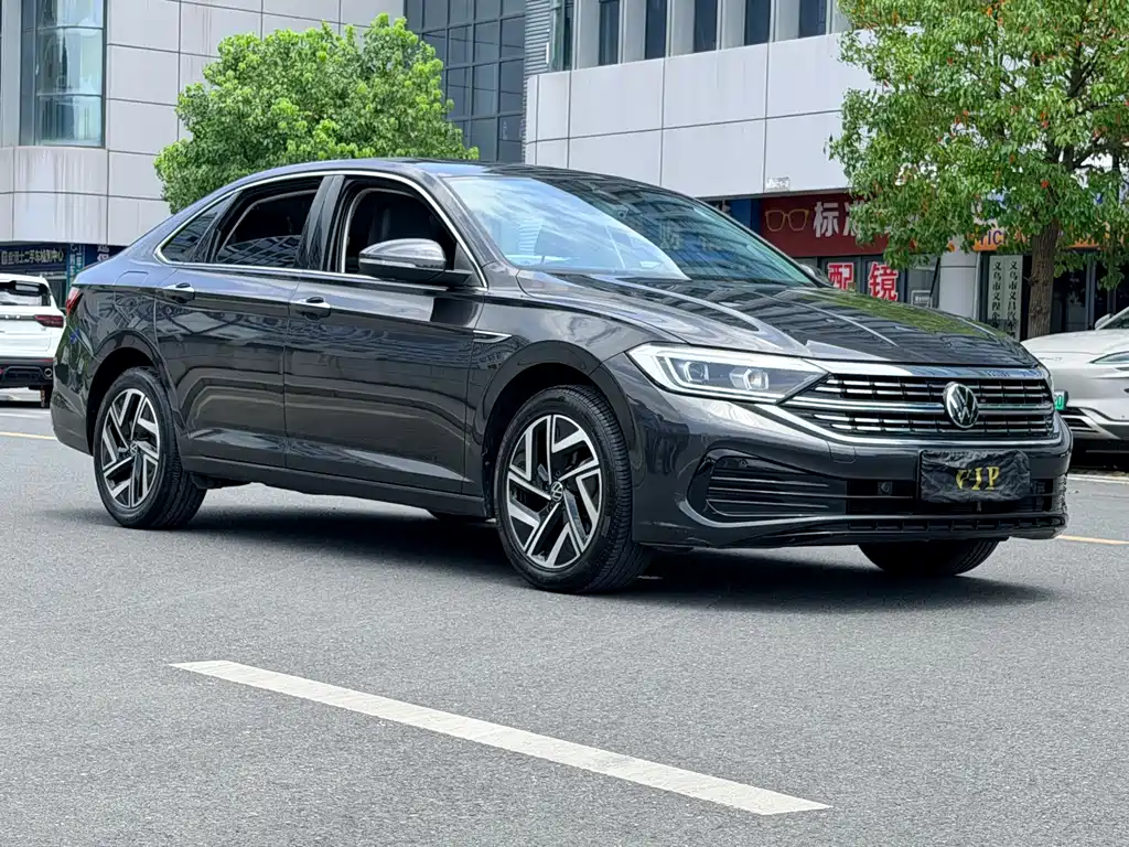 Volkswagen Sagitar 2024
