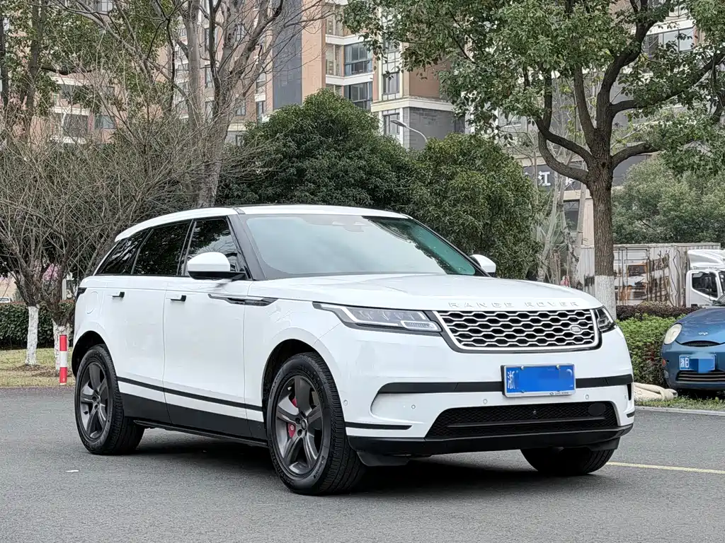 Land Rover Velar 2022