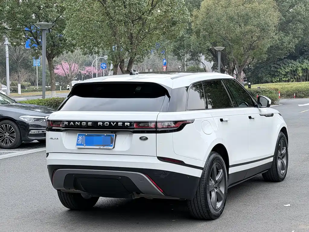 Land Rover Velar 2022 — фото 19