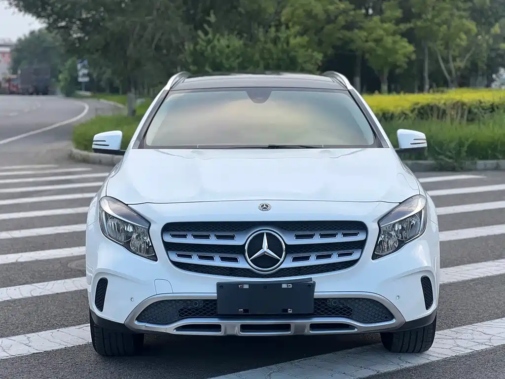 Mercedes-Benz GLA 2017 — фото 2