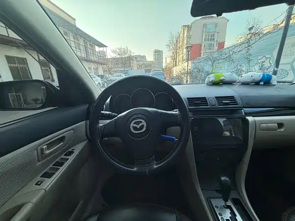 Mazda 3 2012