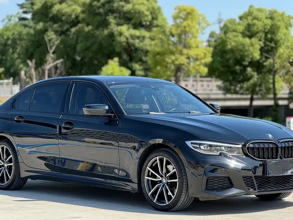 BMW 3 Series 2021