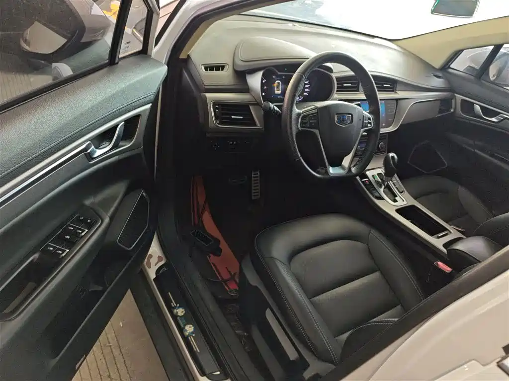Geely Emgrand GS 2019 — фото 13